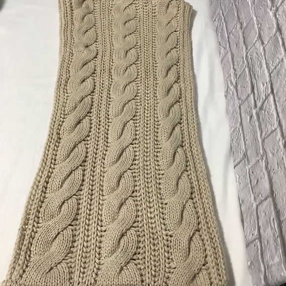 Neosan Women loop beige chunky infinity scarf (W454) - Picture 5 of 8